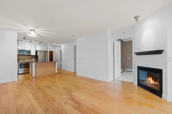 805 175 West 1st Street, North Vancouver For Sale - image 10