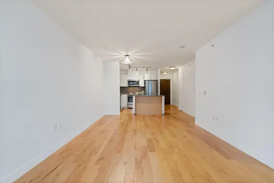 805 175 West 1st Street, North Vancouver For Sale - image 9