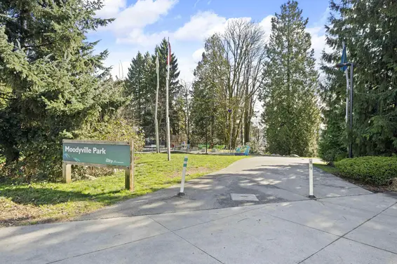 116 747 East 3rd Street, North Vancouver For Sale - image 38