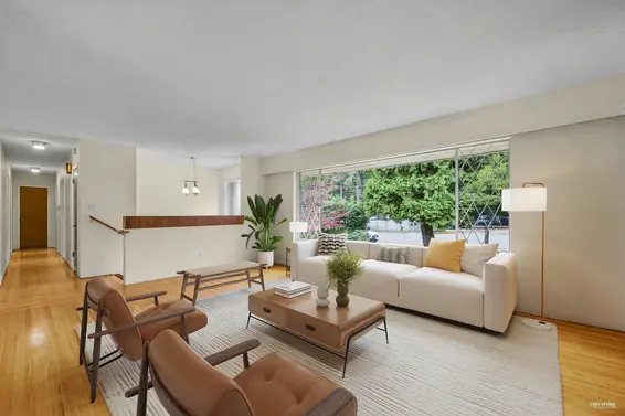 4578 Capilano Road, North Vancouver For Sale - image 4