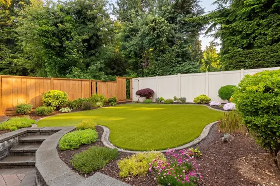942 Montroyal Boulevard, North Vancouver For Sale - image 23