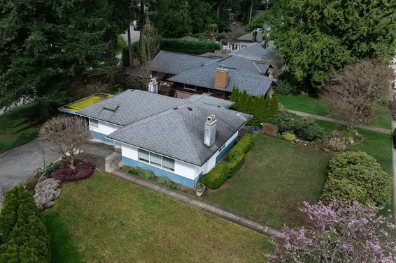 4143 Virginia Crescent, North Vancouver