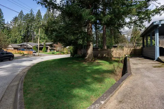 4143 Virginia Crescent, North Vancouver For Sale - image 13
