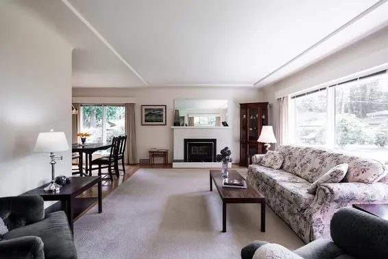 4143 Virginia Crescent, North Vancouver For Sale - image 18