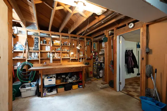 4143 Virginia Crescent, North Vancouver For Sale - image 33