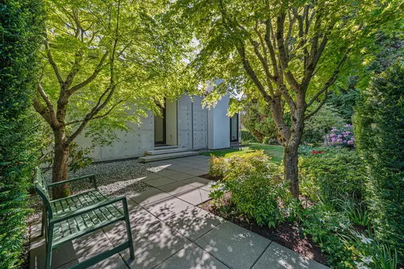 1990 Fulton Avenue, West Vancouver For Sale - image 3