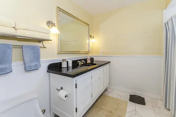 2108 Panorama Drive, North Vancouver For Sale - image 18