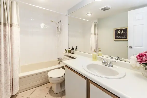 2108 Panorama Drive, North Vancouver For Sale - image 24