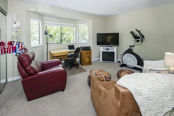 2108 Panorama Drive, North Vancouver For Sale - image 27