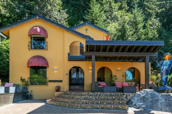 75 Sunset Drive, LIONS BAY