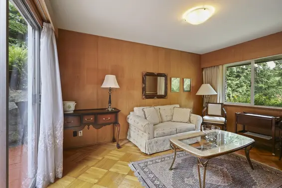 475 Southborough Drive, West Vancouver For Sale - image 15