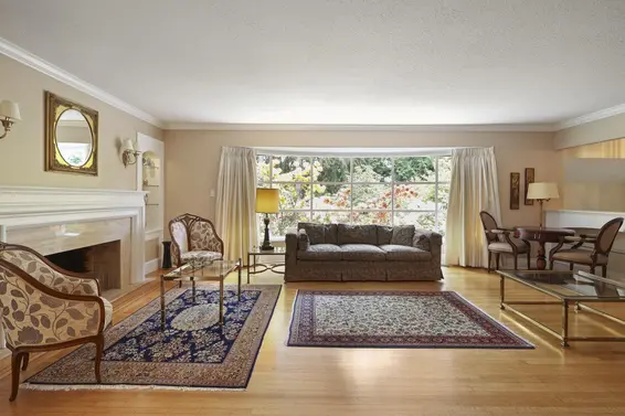 475 Southborough Drive, West Vancouver For Sale - image 4