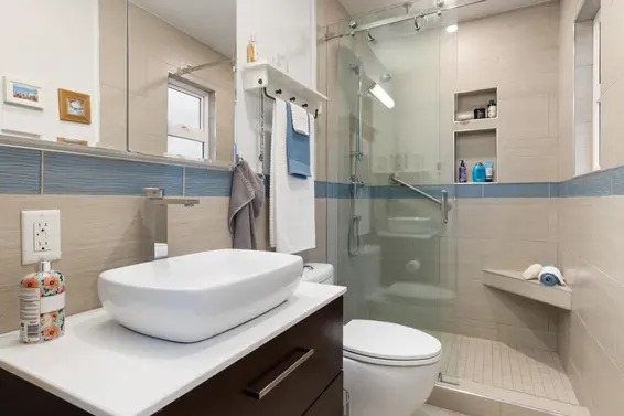 317 East 22nd Street, North Vancouver For Sale - image 12