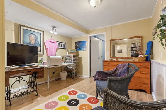 317 East 22nd Street, North Vancouver For Sale - image 23
