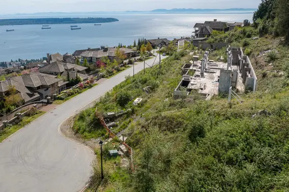2345 Kadlec Court, West Vancouver For Sale - image 30