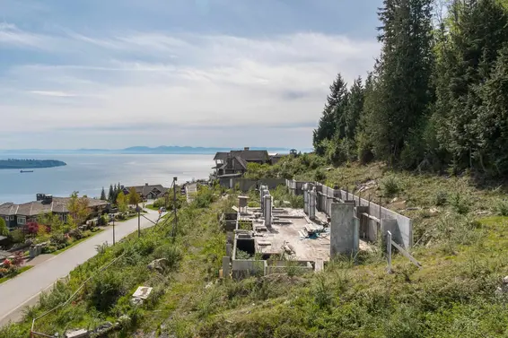 2345 Kadlec Court, West Vancouver For Sale - image 32