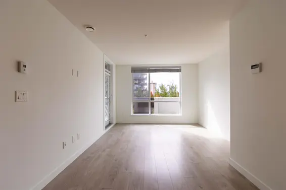 203 108 East 8th Street, North Vancouver For Sale - image 2