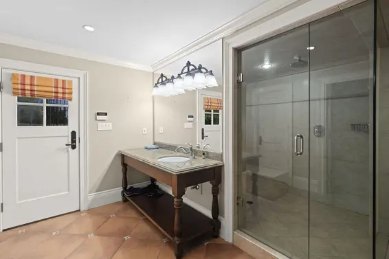 3090 Mathers Avenue, West Vancouver For Sale - image 36