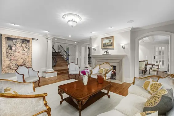 3090 Mathers Avenue, West Vancouver For Sale - image 6