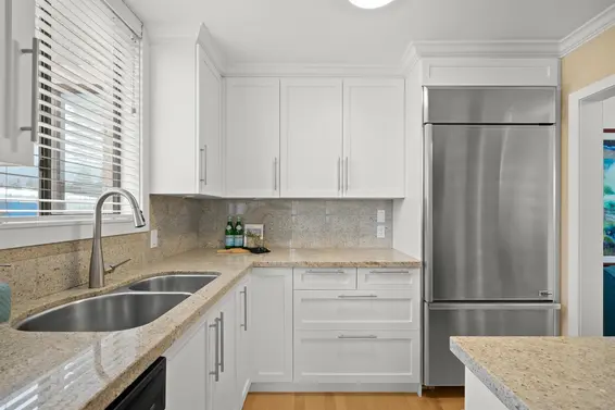 402 555 13th Street, West Vancouver For Sale - image 10