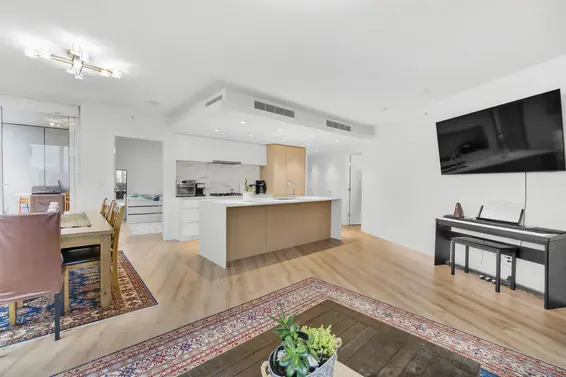 412 1500 Fern Street, North Vancouver For Sale - image 11