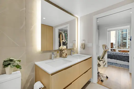 412 1500 Fern Street, North Vancouver For Sale - image 22