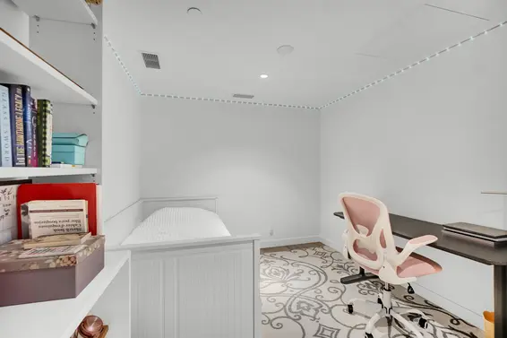 412 1500 Fern Street, North Vancouver For Sale - image 24