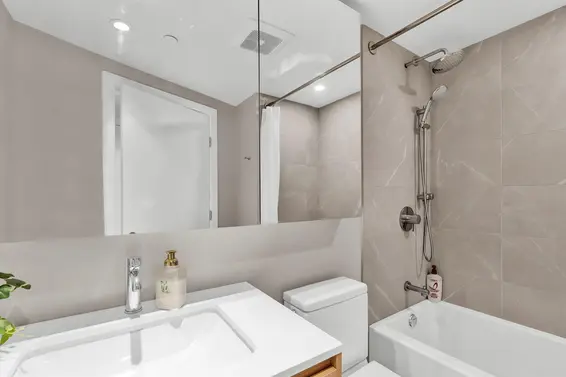 412 1500 Fern Street, North Vancouver For Sale - image 27