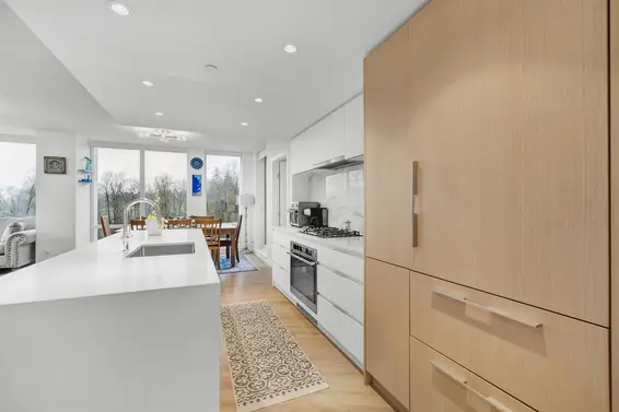 412 1500 Fern Street, North Vancouver For Sale - image 8