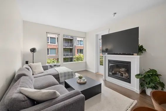 304 139 West 22nd Street, North Vancouver For Sale - image 6