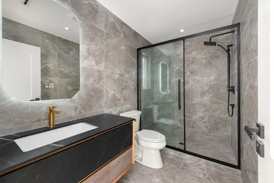 4082 Sunnycrest Drive, North Vancouver For Sale - image 33