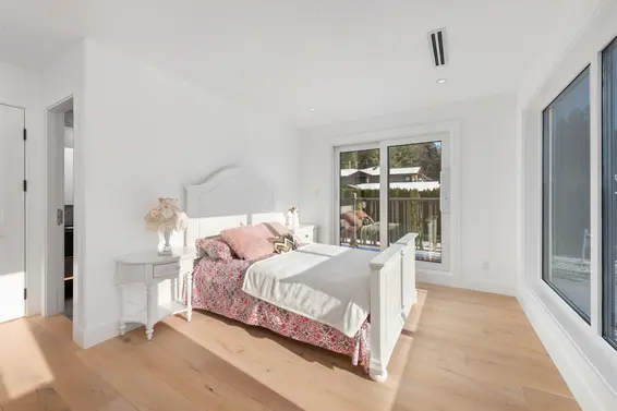 4082 Sunnycrest Drive, North Vancouver For Sale - image 34