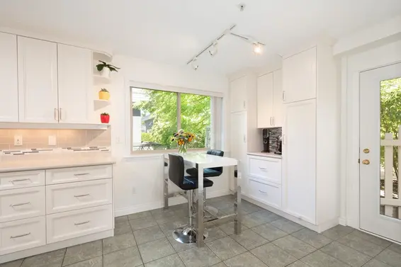 5 222 East 5th Street, North Vancouver For Sale - image 26