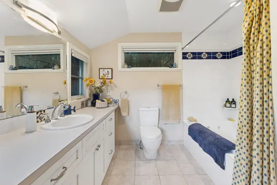2658 Newmarket Drive, North Vancouver For Sale - image 14