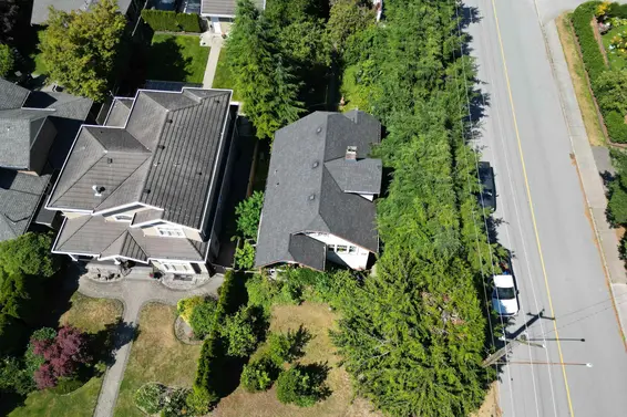 796 East 11th Street, North Vancouver For Sale - image 4