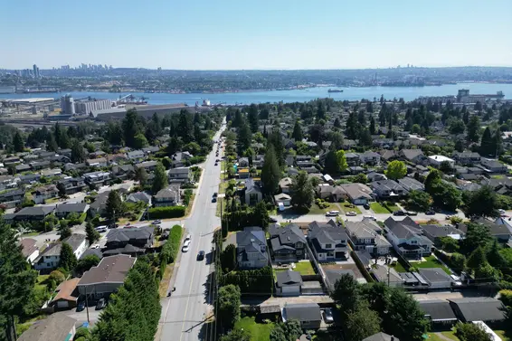 796 East 11th Street, North Vancouver For Sale - image 7