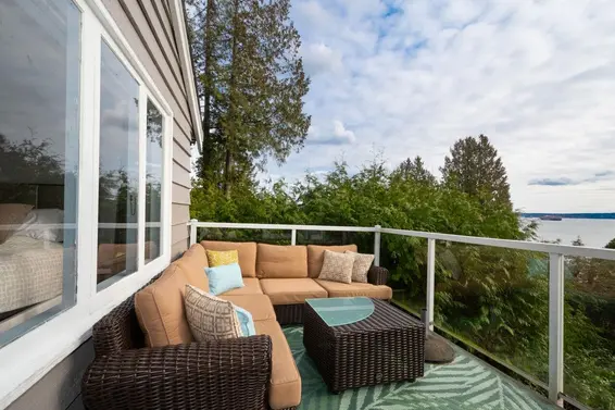 3284 Mathers Avenue, West Vancouver For Sale - image 8