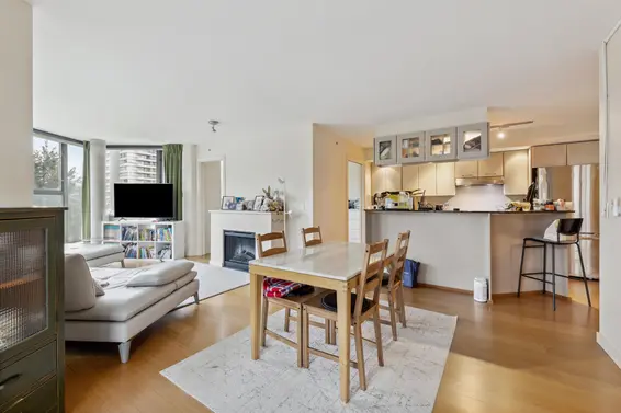 501 683 Victoria Park West, North Vancouver For Sale - image 4