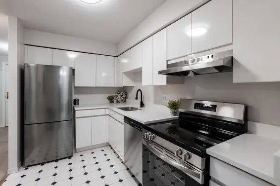 509 1327 East Keith Road, North Vancouver For Sale - image 10