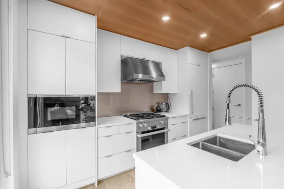 309 6707 Nelson Avenue, West Vancouver For Sale - image 7