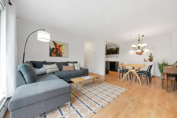 301 809 West 16th Street, North Vancouver
