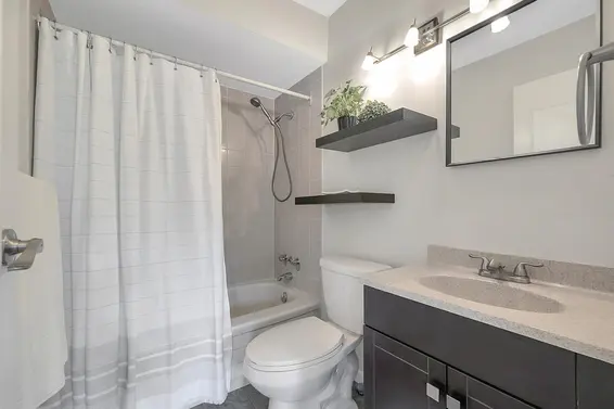 301 809 West 16th Street, North Vancouver For Sale - image 15