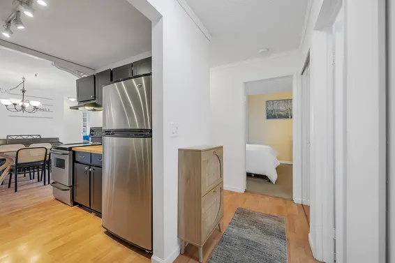 301 809 West 16th Street, North Vancouver For Sale - image 8