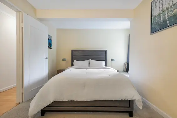 301 809 West 16th Street, North Vancouver For Sale - image 9