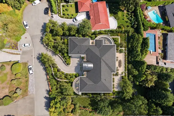 1410 Camelot Road, West Vancouver For Sale - image 2