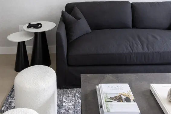 665 422 East 3rd Street, North Vancouver For Sale - image 3