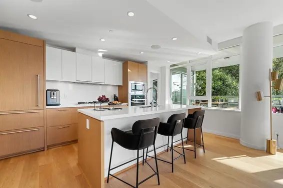 101 768 Arthur Erickson Place, West Vancouver For Sale - image 11