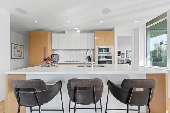 101 768 Arthur Erickson Place, West Vancouver For Sale - image 12