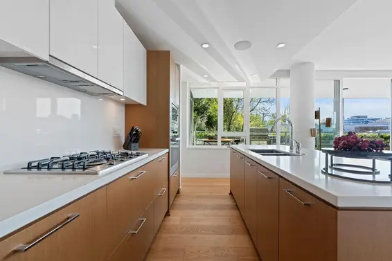 101 768 Arthur Erickson Place, West Vancouver For Sale - image 14
