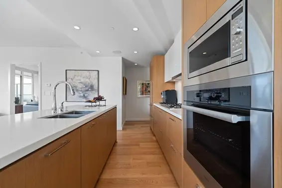 101 768 Arthur Erickson Place, West Vancouver For Sale - image 17